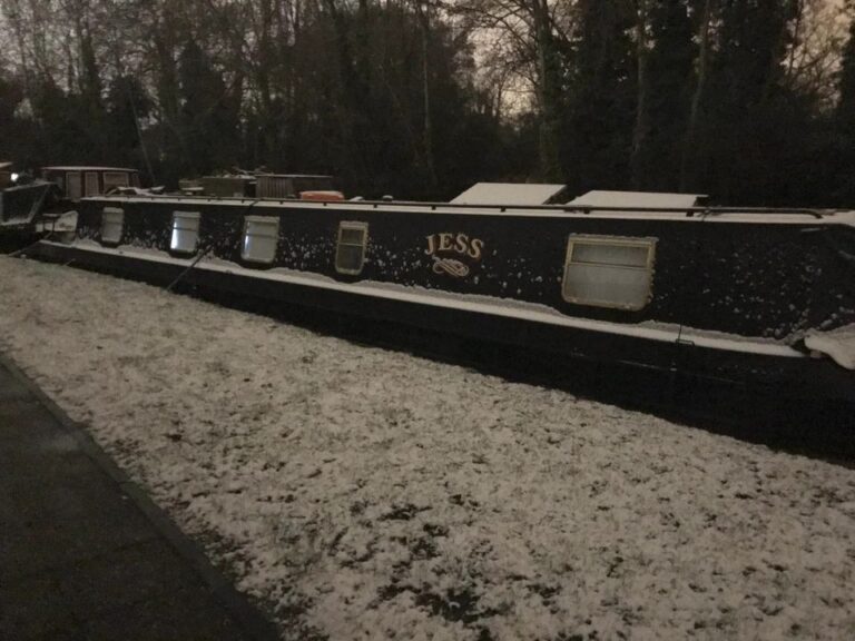 58ft Triton Narrowboats jess 7 768x576