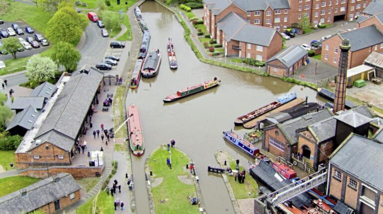 Ellesmere Port Easter Boat Gathering 7 768x429