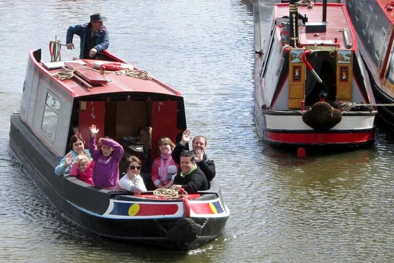 norbury canal festival 2 768x513