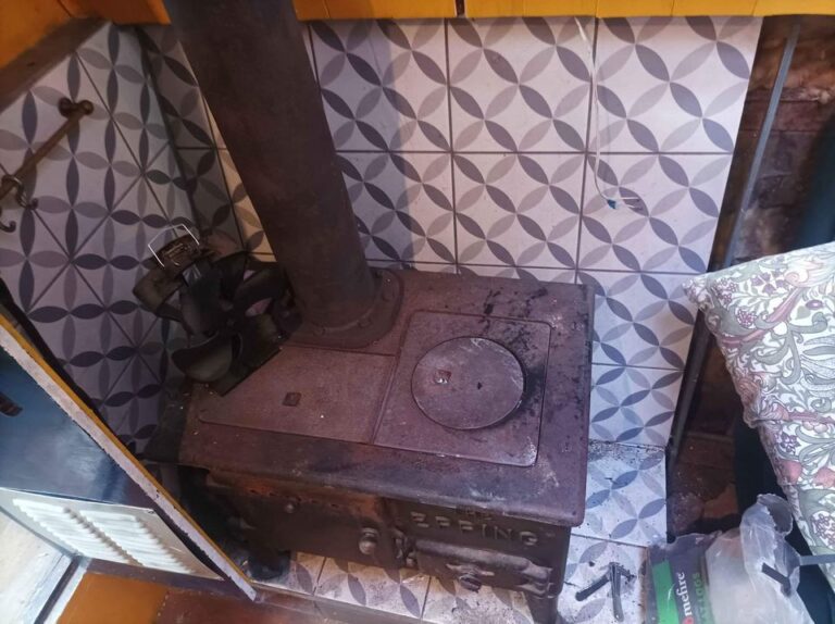 1972 42ft Semi Trad Narrowboat For Sale 10 768x574