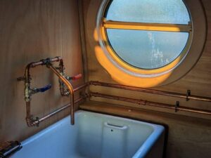 2014 55ft Widebeam Canal Boat For Sale 2 300x225