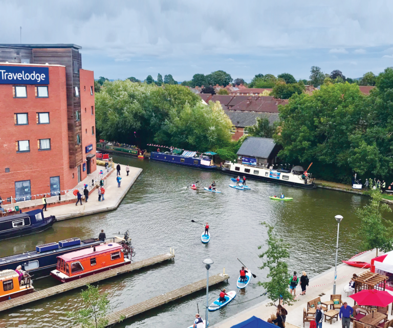Aylesbury Basin Floating Market 1 768x642