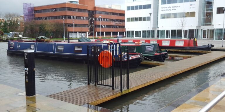 Aylesbury Basin Floating Market 3 768x384