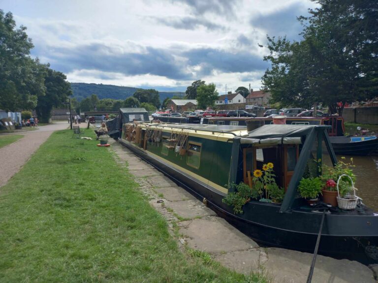 57ft cruiser narrowboat for sale 10 768x576