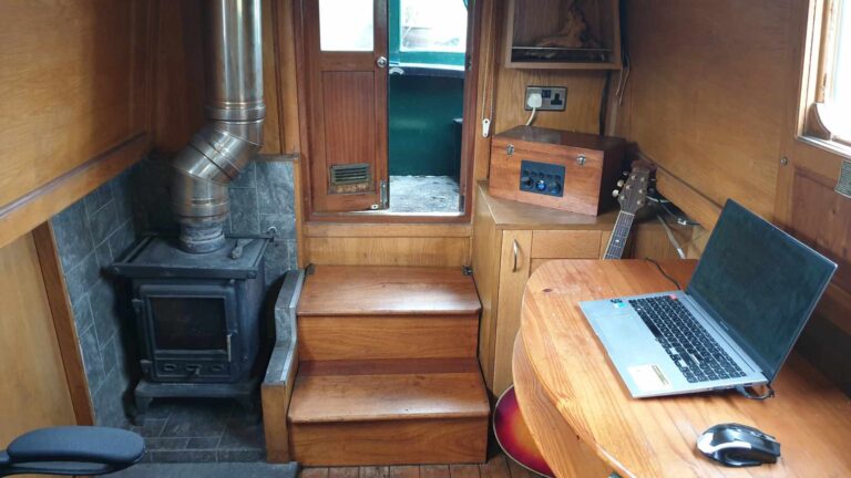57ft cruiser narrowboat for sale 16 768x432