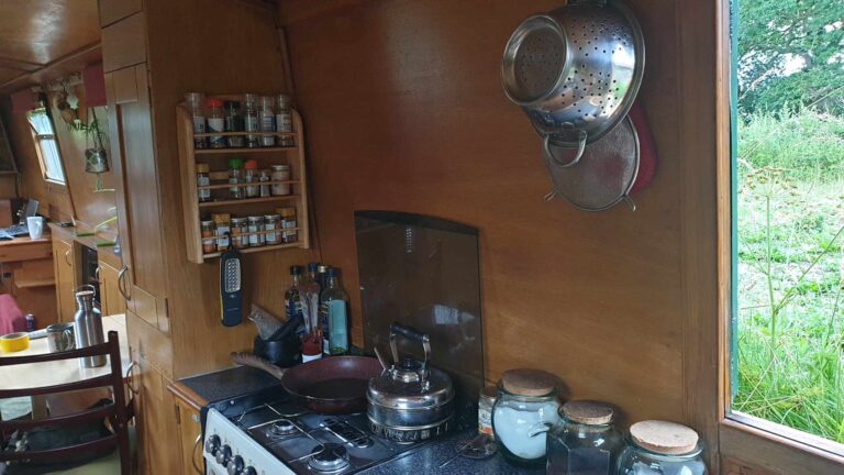 57ft cruiser narrowboat for sale 22 1 768x432