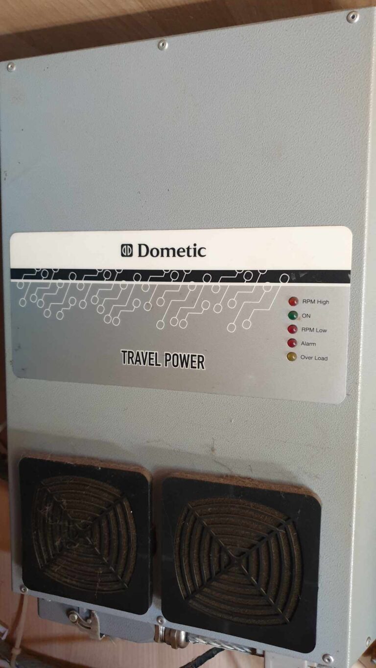 57ft cruiser narrowboat for sale 5 768x1365