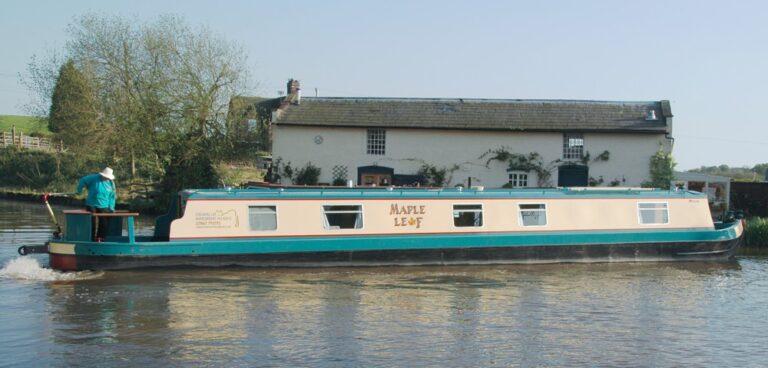 Cheshire Cat Narrowboat Holidays 1 768x368