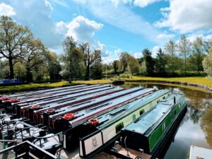 Crest Narrowboats 2 300x225