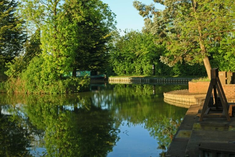 Debdale Wharf Marina 4 768x512