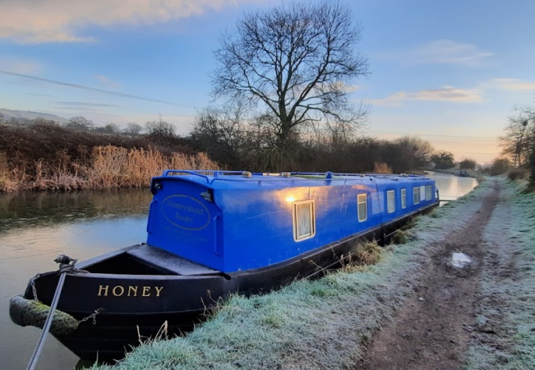 Honeystreet Barge Holidays 2 768x531