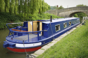 Bloomsbury Boats Widebeam Hire 4 300x200