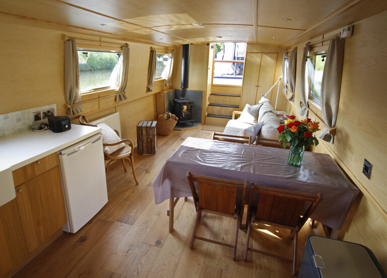 Bloomsbury Boats Widebeam Hire 5 768x551