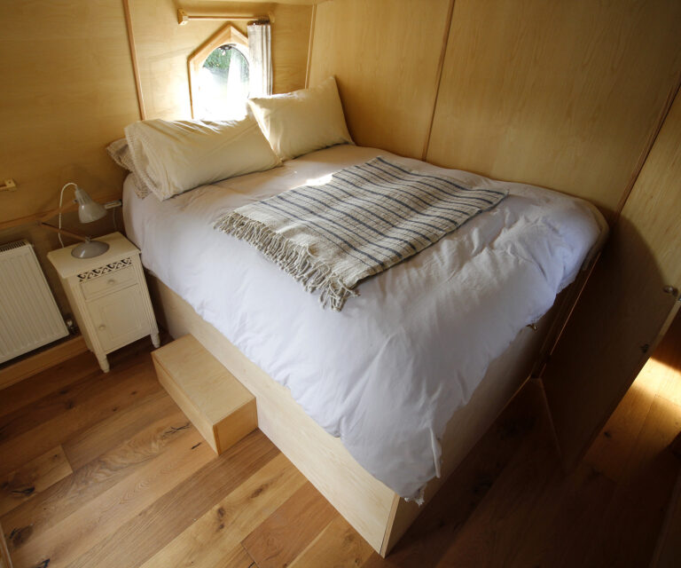 Bloomsbury Boats Widebeam Hire 6 768x640